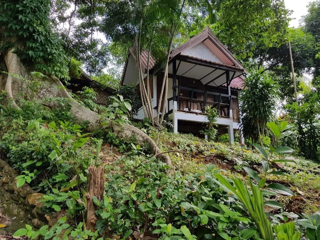 Bulone Viewpoint Resort Ko Lanta