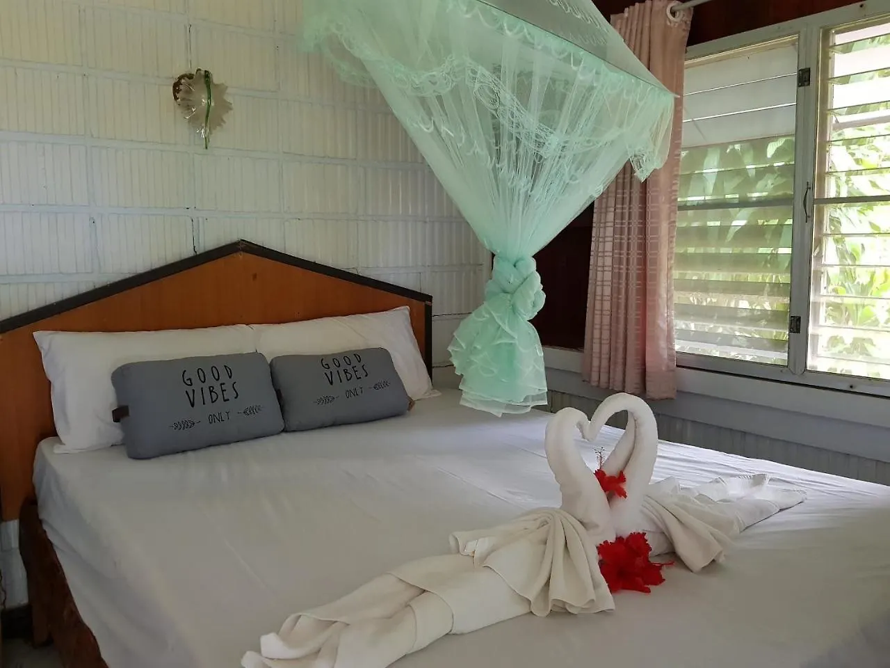 Ko Lanta Bulone Viewpoint Resort